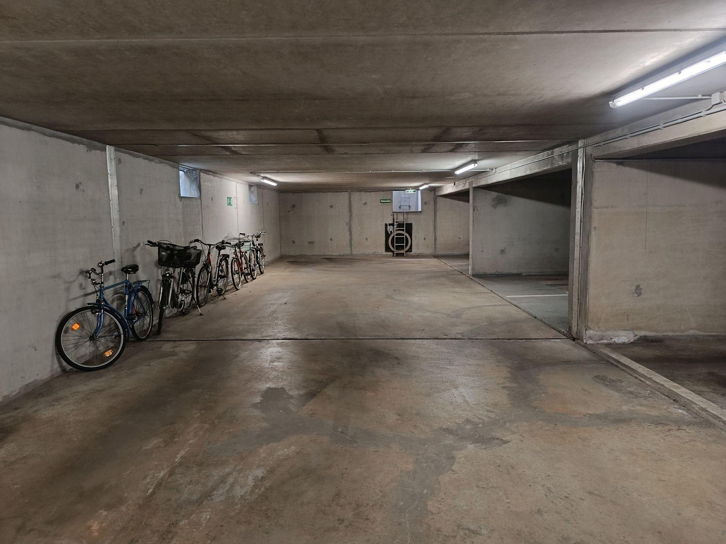 Dresden-Cossebaude - provisionsfrei: Attraktive 4,5-Raum Maisonette-Wohnung mit Balkon – Kolpingstraße 14, 1156 Dresden(Cossebaude) – Vorschaubild 18