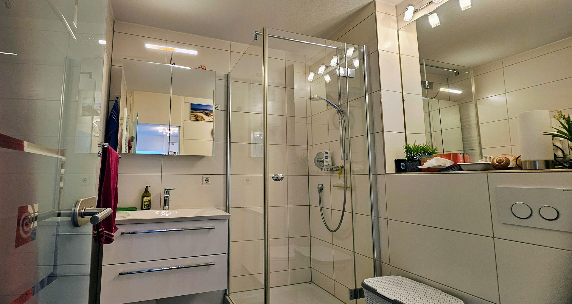 Zentrumsnahe, hochwertige, helle und ruhige 2 Zimmer Penthouse - Wohnung mit Aufzug – Reutlingen – Vorschaubild 26