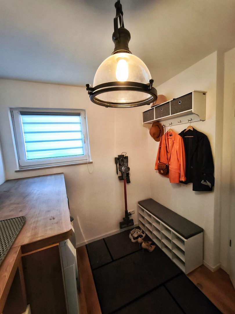 Neuwertiges KfW-55-Haus Baujahr 2023, 242 m² Nutzfläche, Energiekl. B, unter 370 € Nebenkosten – Boos – Vorschaubild 18