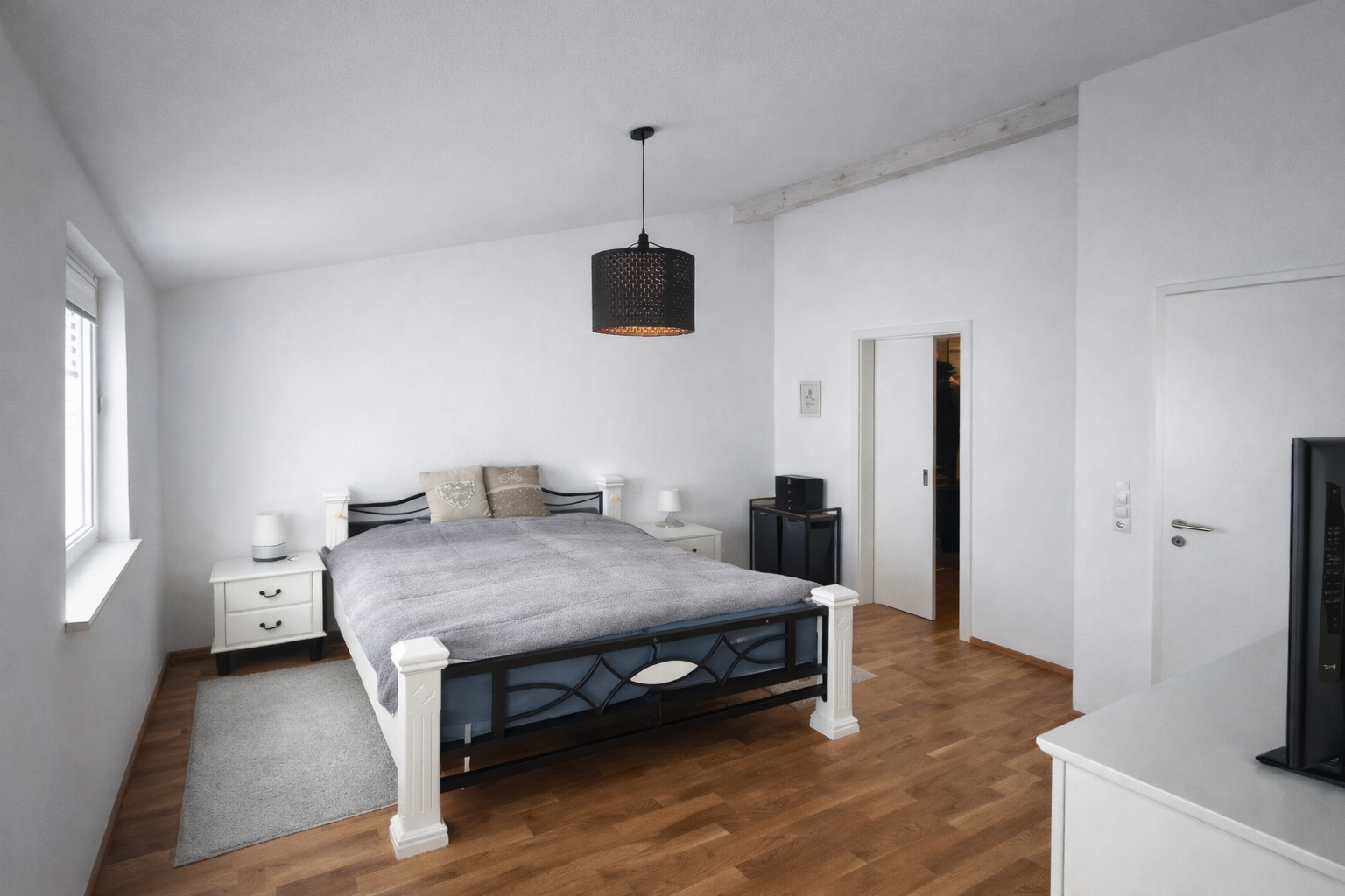 Neuwertiges KfW-55-Haus Baujahr 2023, 242 m² Nutzfläche, Energiekl. B, unter 370 € Nebenkosten – Boos – Vorschaubild 10