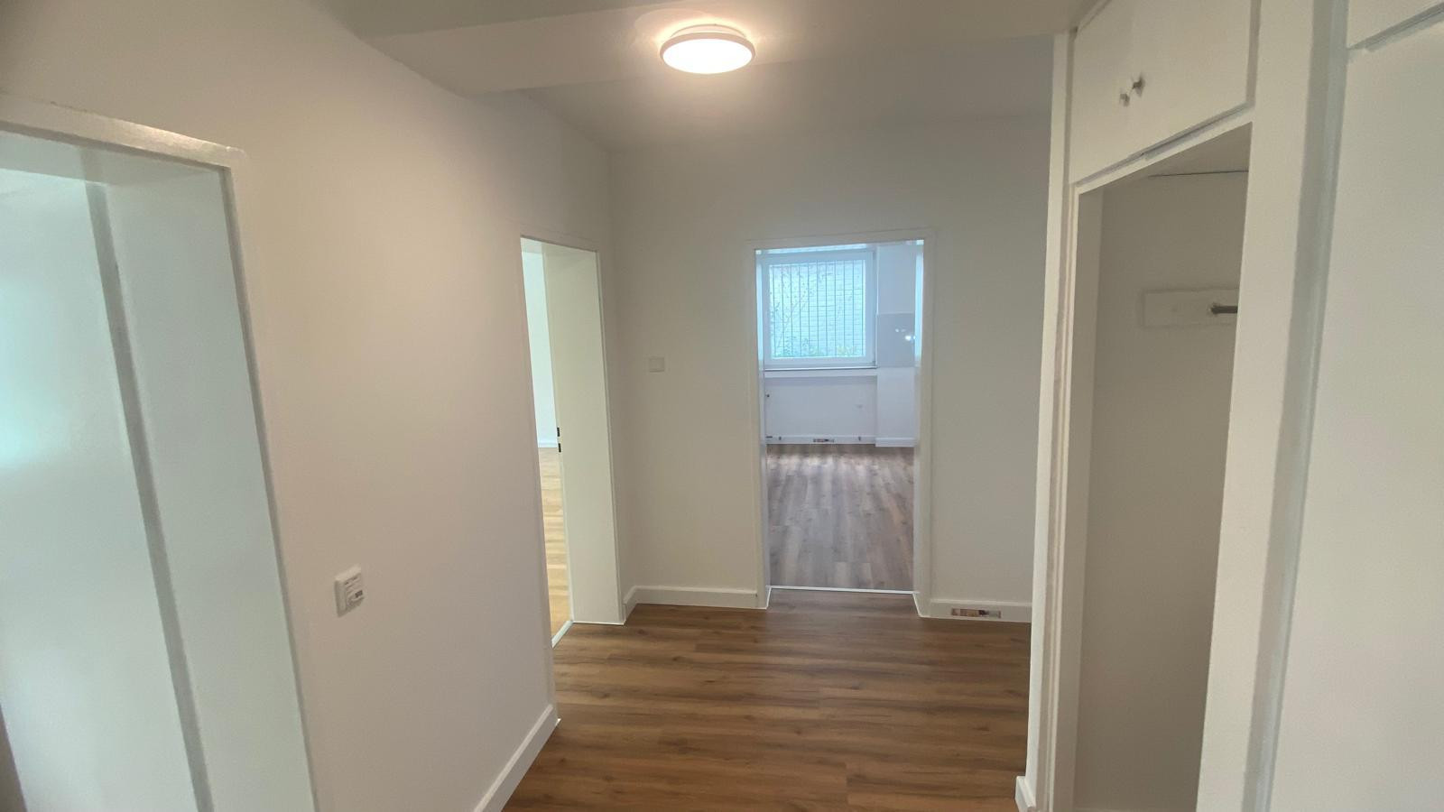 Lichtdurchflutete, 2-Zimmer-Wohnung mit traumhaftem Wintergarten & Gartenzugang in D-Lohausen – Düsseldorf(Lohausen) – Vorschaubild 25