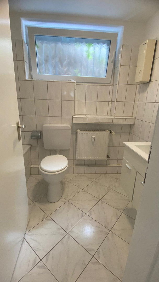 Lichtdurchflutete, 2-Zimmer-Wohnung mit traumhaftem Wintergarten & Gartenzugang in D-Lohausen – Düsseldorf(Lohausen) – Vorschaubild 27