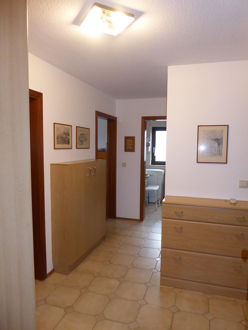 Gepflegte 3,5-Zimmer Wohnung im 1. OG in Pforzheim-Büchenbronn  Lange Str. 10, 75180 Pforzheim – Lange Str. 10, 75180 Pforzheim(Büchenbronn) – Vorschaubild 4