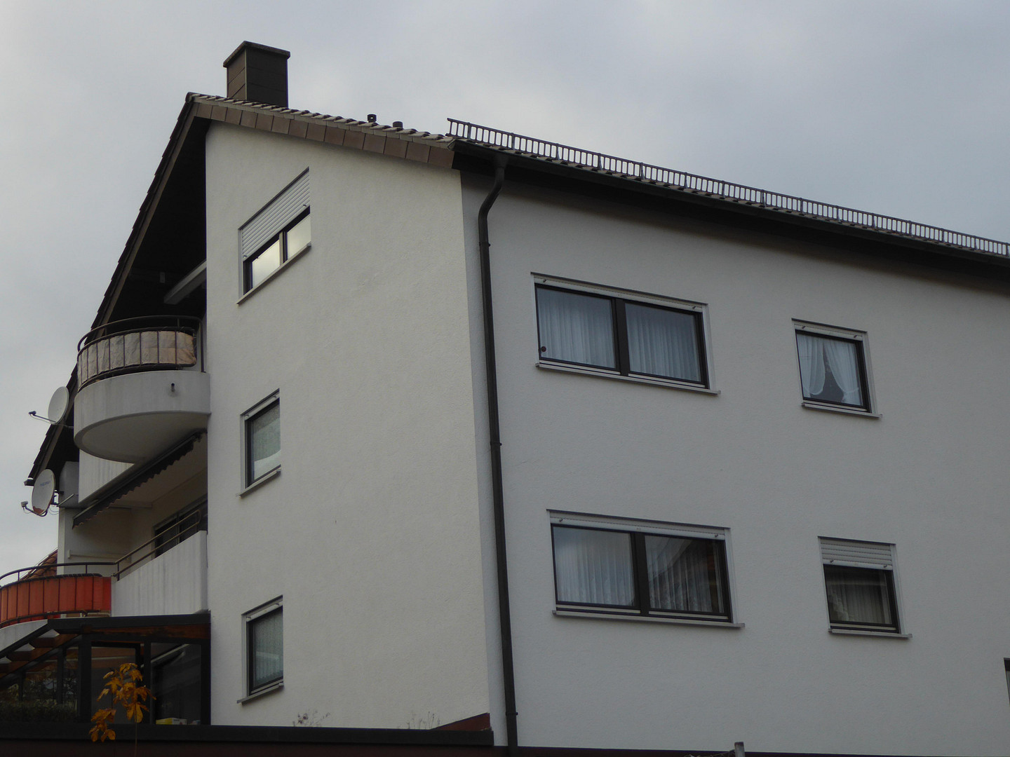 Gepflegte 3,5-Zimmer Wohnung im 1. OG in Pforzheim-Büchenbronn  Lange Str. 10, 75180 Pforzheim – Lange Str. 10, 75180 Pforzheim(Büchenbronn) – Vorschaubild 2