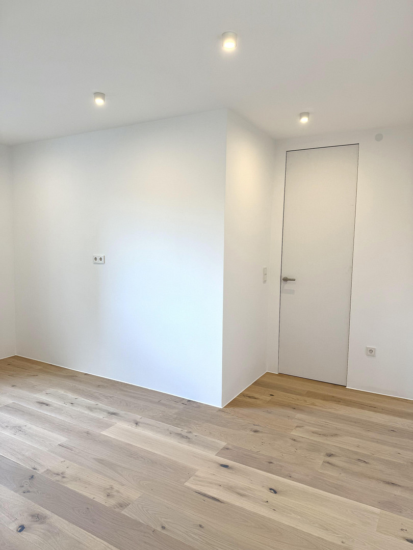 Stilvolle kernsanierte 3-Zimmer-Wohnung mit Balkon in Solln – Erstbezug, provisionsfrei – Geigenbergerstraße 49, 81477 München(Solln) – Vorschaubild 11