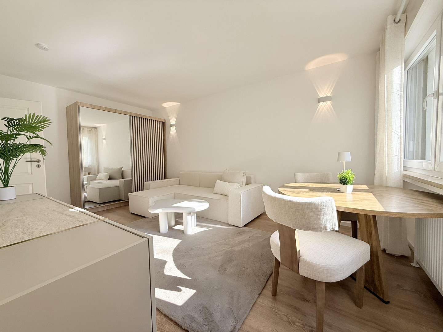 SOFORT BEZUGSFREI-WUNDERSCHÖNES APPARTEMENT – München(Pasing) – Vorschaubild 4