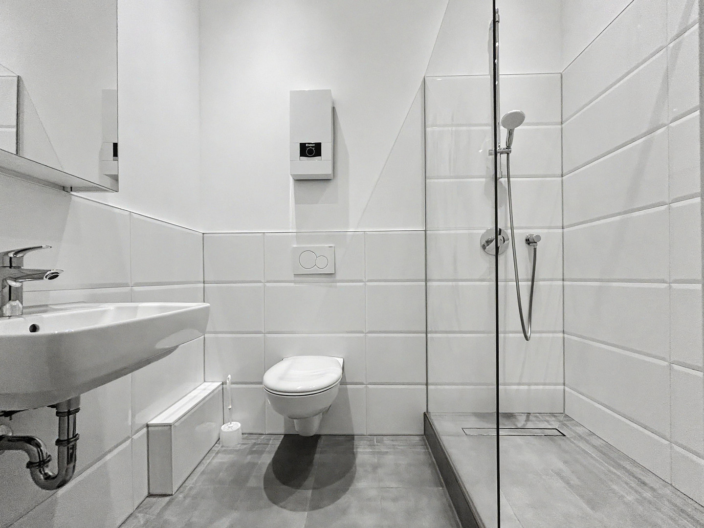 Exklusiv möbliert im Kunibertsviertel: kernsaniertes City-Apartment nahe Dom und Rhein – Köln(Innenstadt) – Vorschaubild 7