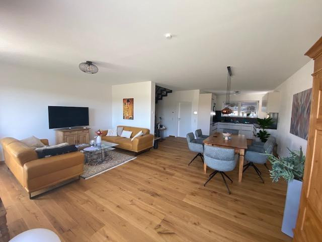 Moderne DHH mit Energieeffizienz A+ in SR-Ittling – Straubing – Vorschaubild 4