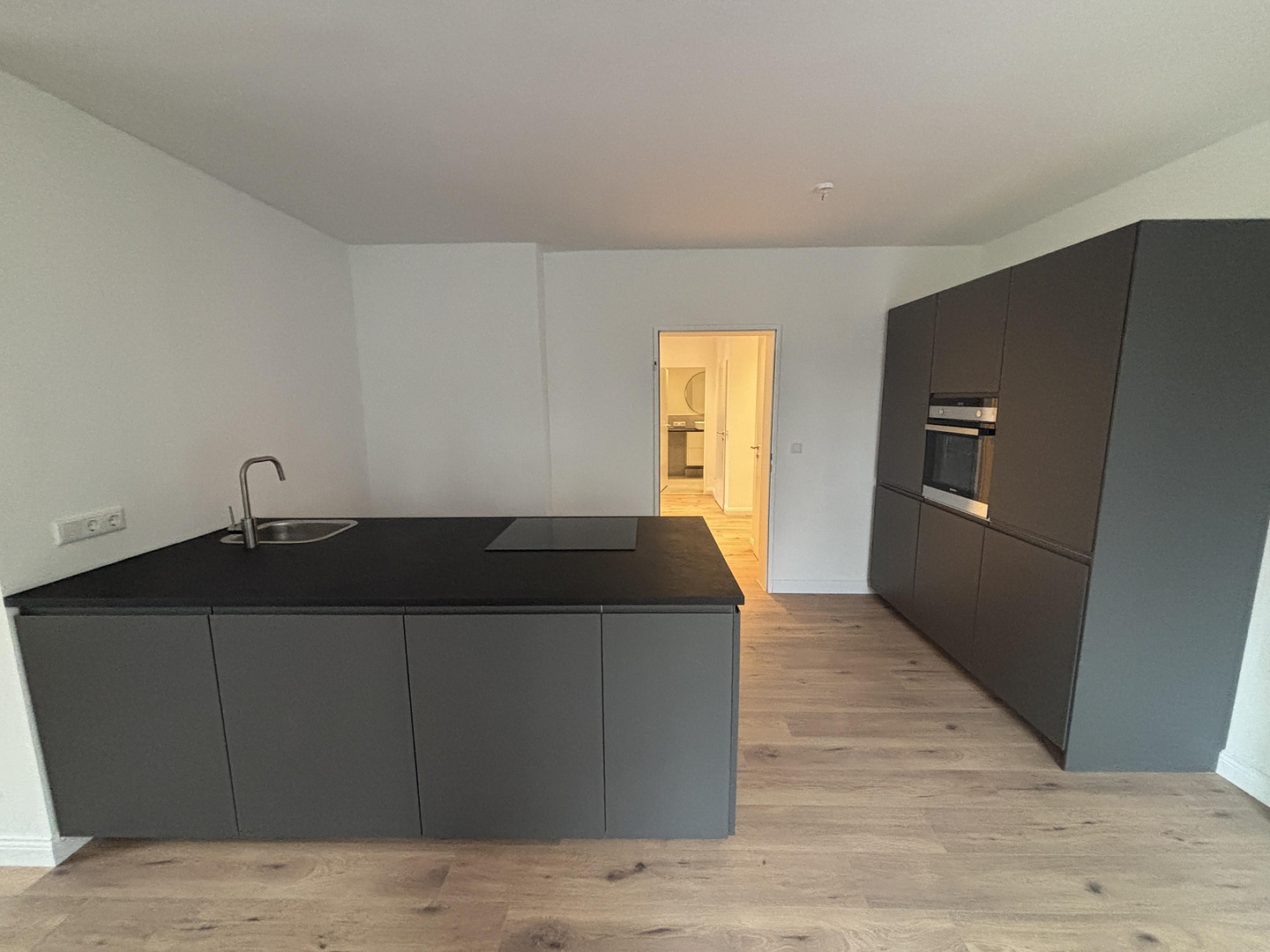 Fußläufig zum Alsterlauf, Erstbezug nach Sanierung, Gäste WC, inkl. TG-Stellplatz, ohne Courtage – Hamburg(Hummelsbüttel) – Vorschaubild 2