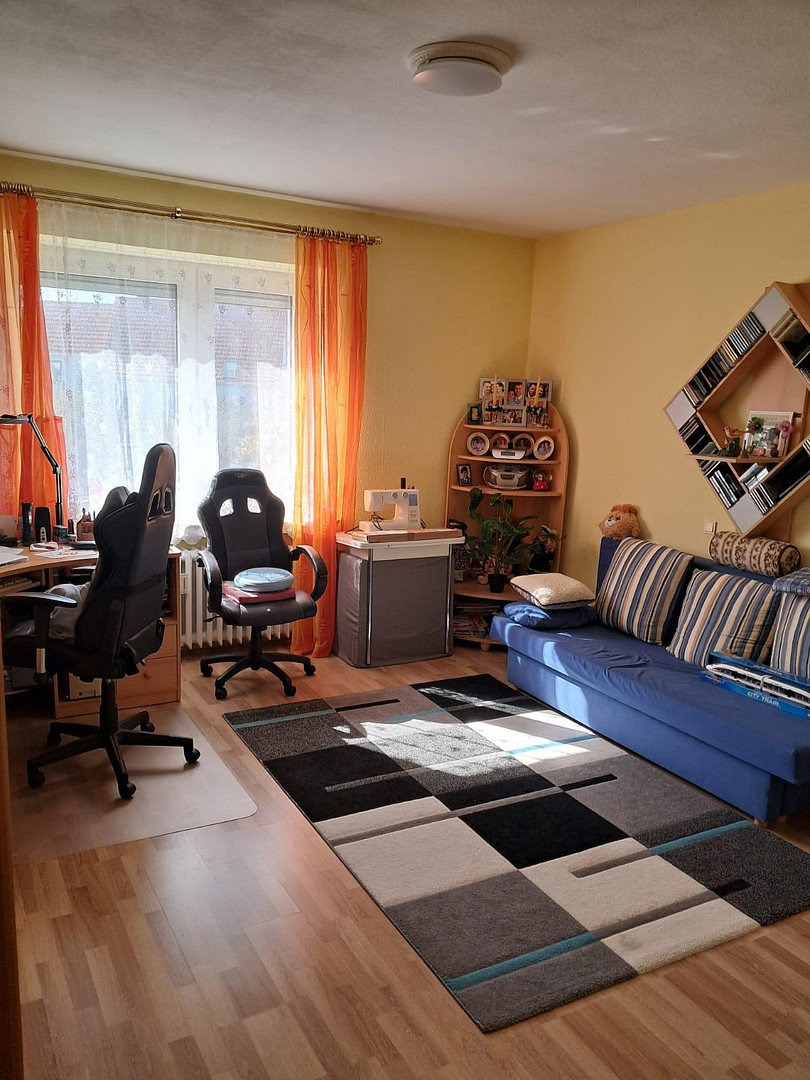 Gepflegtes Zweifamilienhaus mit PV-Anlage, Sauna, Doppelgarage in zentraler Lage Bremen-Blumenthal – Blumenthal – Vorschaubild 29