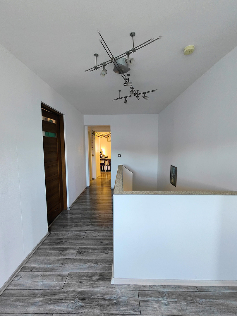 Modernes Bezugsfertig Reihenendhaus mit Garten, Kamin, Balkon in grüne Lage mit zusätz Mieteinnahme – Duisburg(Hochemmerich) – Vorschaubild 25