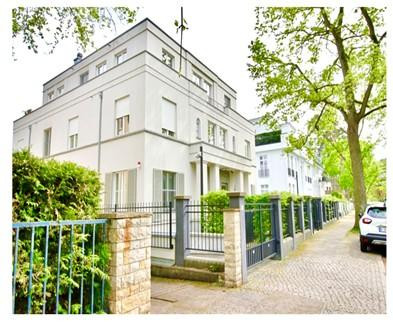 Luxuriöse neuwertige Eigentumswohnung in bester Lage von Berlin Grunewald, direkt vom Eigentümmer – Wangenheimstrasse 30, 14193 Berlin(Grunewald) – Vorschaubild 2