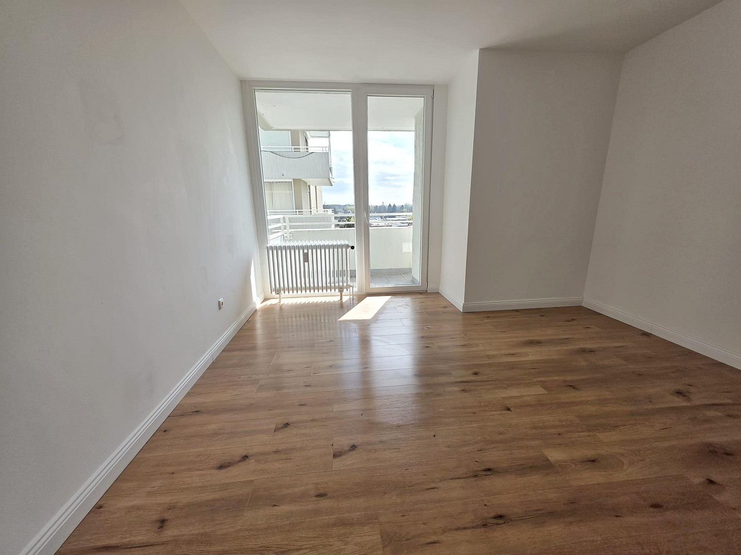 2-Zimmer ETW mit Balkon, Erstbezug nach Sanierung, inkl. TG-Stellplatz, ohne Courtage – Hamburg(Niendorf) – Vorschaubild 6