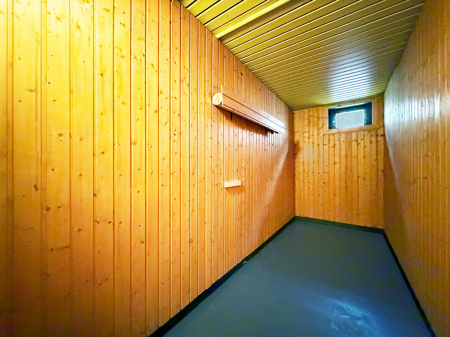 Investieren in Qualität: leerstehendes Mehrfamilienhaus mit 3 geteilten Einheiten in Köln – Penningsfelder Weg 89, 51069 Köln(Dellbrück) – Vorschaubild 47