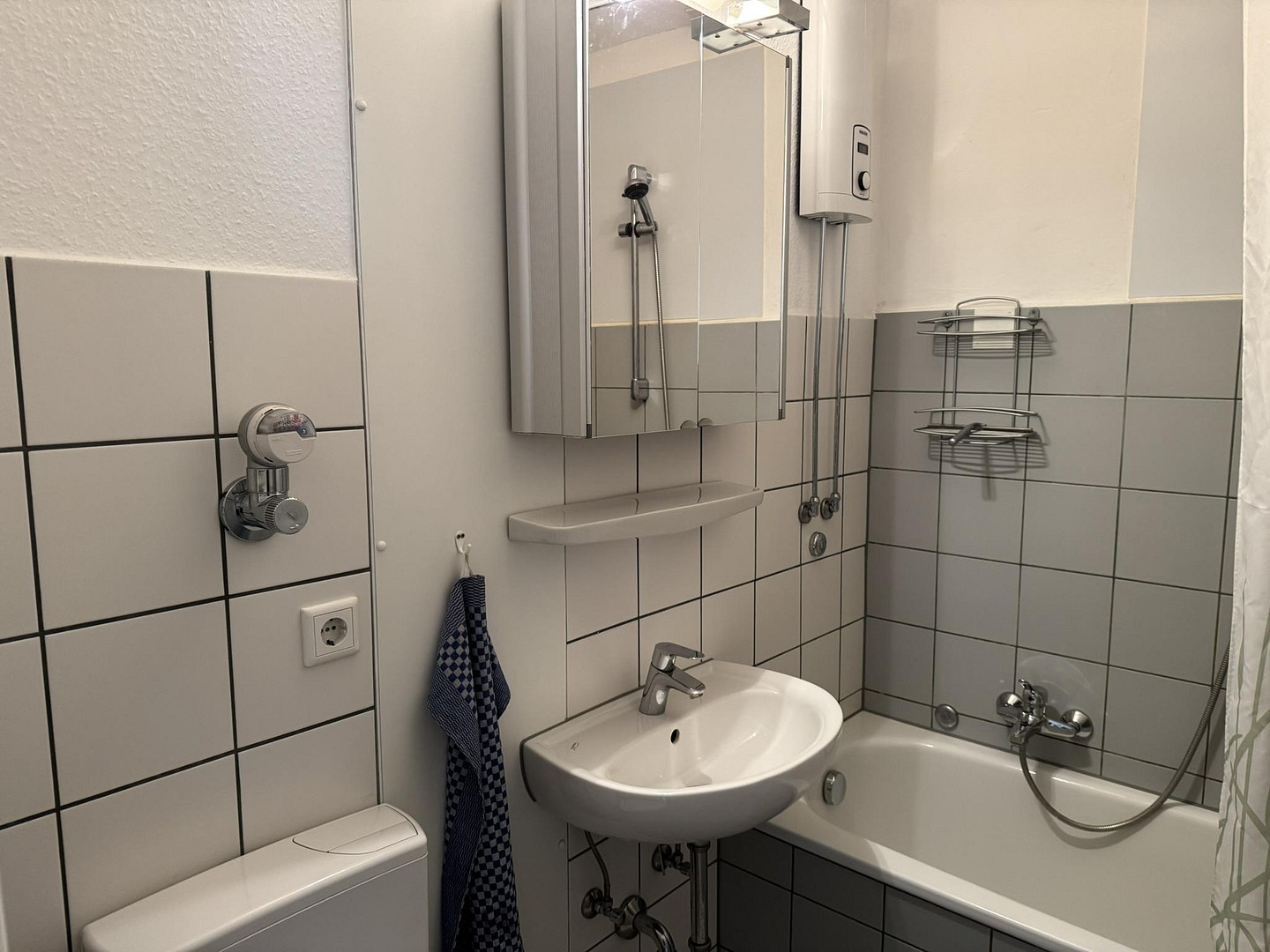 Attraktive DG-Wohnung - Citylage an Kuppelkirche, hohe Lebensqualität; von privat – Darmstadt – Vorschaubild 28