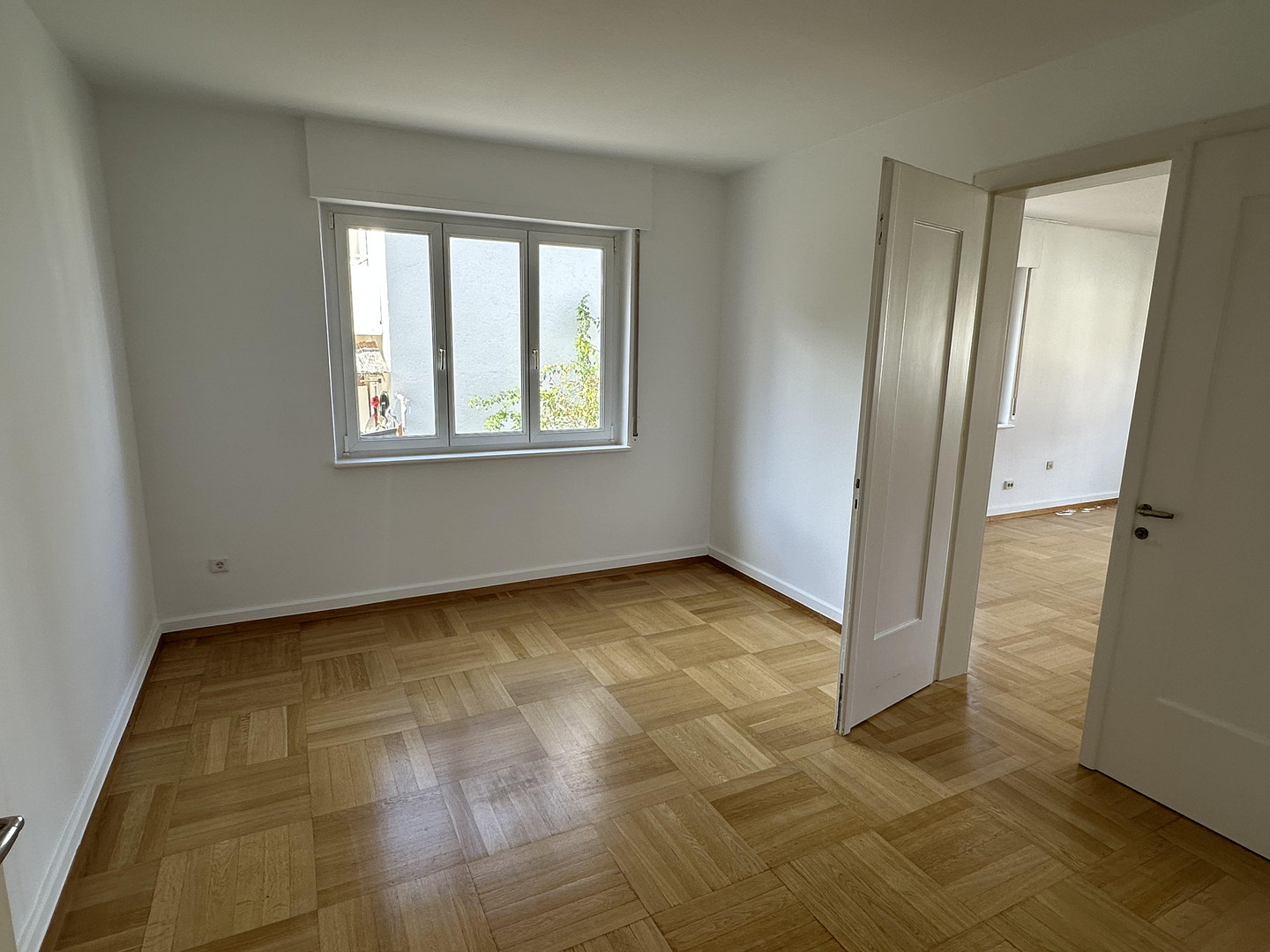 Sonnige, stilvolle 4-Zimmer Wohnung (110qm) in ruhiger Lage - Blick ins Grüne – Brahmsweg 32, 70195 Stuttgart(Botnang) – Vorschaubild 4