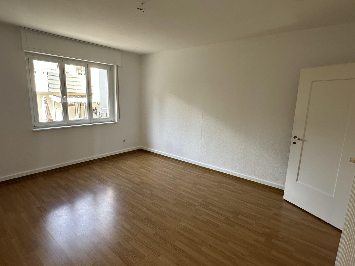 Sonnige, stilvolle 4-Zimmer Wohnung (110qm) in ruhiger Lage - Blick ins Grüne – Brahmsweg 32, 70195 Stuttgart(Botnang) – Vorschaubild 5