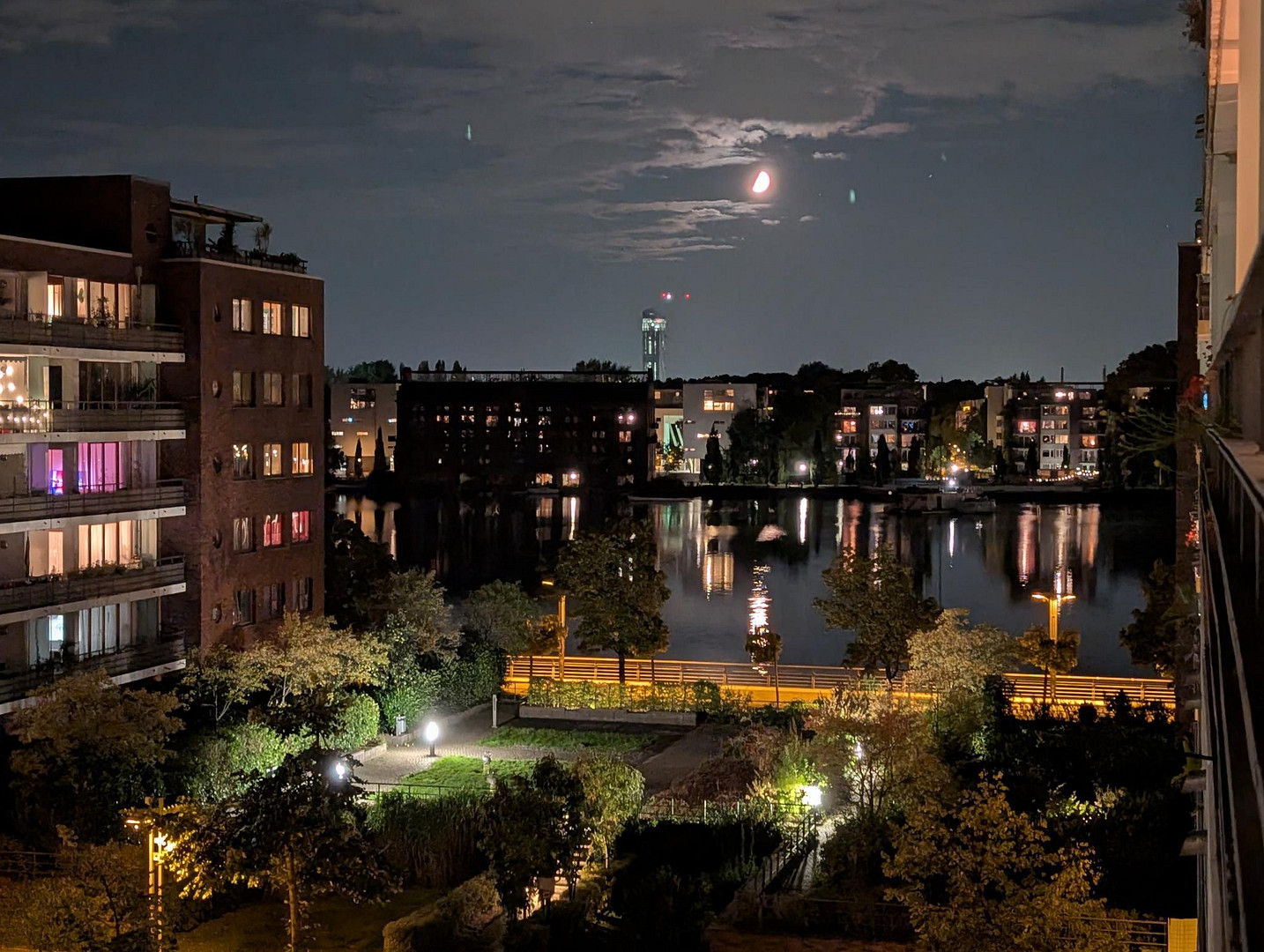 3 Zimmer Wohnung mit 2 Balkonen im 4. OG an der Rummelsburger Bucht mit Tiefgaragenplatz – Hauptstraße 5/o, 10317 Berlin(Rummelsburg) – Vorschaubild 10