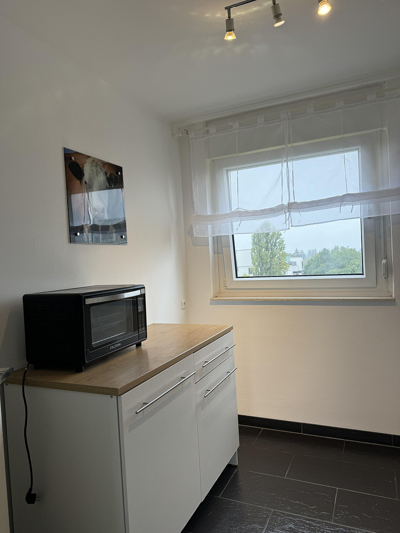 Möblierte 2,5-Zimmer Wohnung im 6. OG mit Balkon in München-Hadern – Gräfelfinger Straße 4, 81375 München(Hadern) – Vorschaubild 6