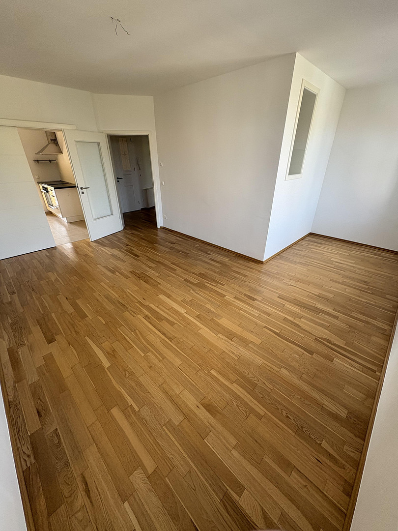 Helle, modernisierte 2-Zimmer-Wohnung mit Loggia und Einbauküche – Engelsdorfer Straße, 4319 Leipzig(Engelsdorf) – Vorschaubild 8