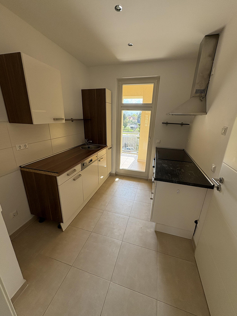 Helle, modernisierte 2-Zimmer-Wohnung mit Loggia und Einbauküche – Engelsdorfer Straße, 4319 Leipzig(Engelsdorf) – Vorschaubild 9