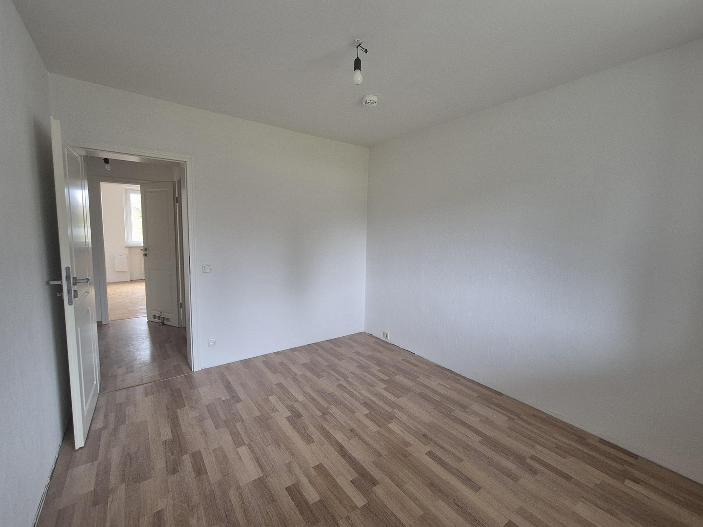 3 Zi Terrassenwohnung HH-Niendorf direkt an der Parkanlage Rahweg – Teutonenweg / Ecke Rahweg, 22453 Hamburg(Niendorf) – Vorschaubild 11