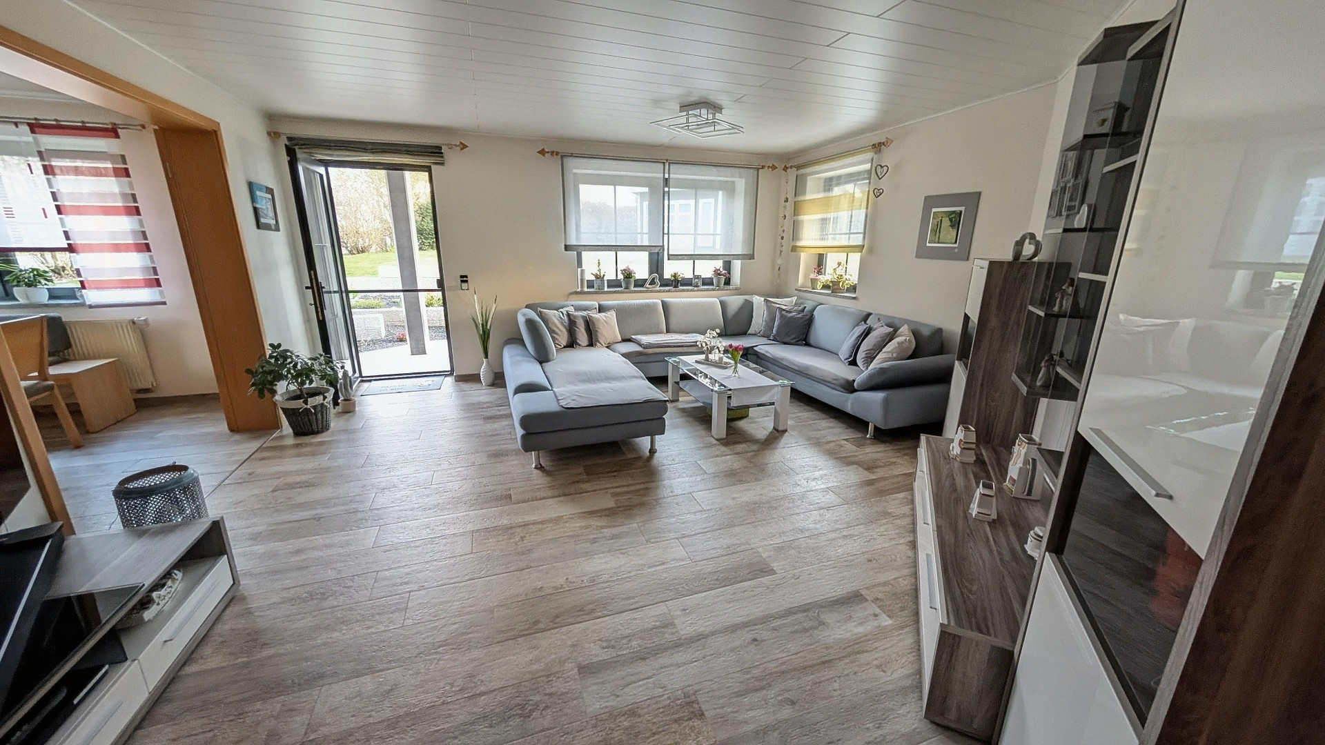 -Maklerfrei- Top gepflegtes, komfortables Familienhaus mit nachhaltiger Technik und Traumgarten – Goldkronach/ Dressendorf(Dressendorf) – Vorschaubild 8