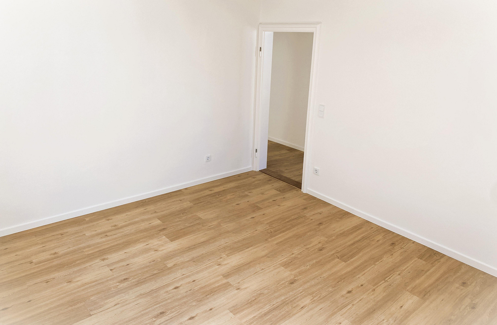 Modernisiertes Dreifamilienhaus mit stabilen Mieteinnahmen und Entwicklungspotenzial in Ingolstadt – Bittlmairstr. 2, 85051 Ingolstadt – Vorschaubild 5