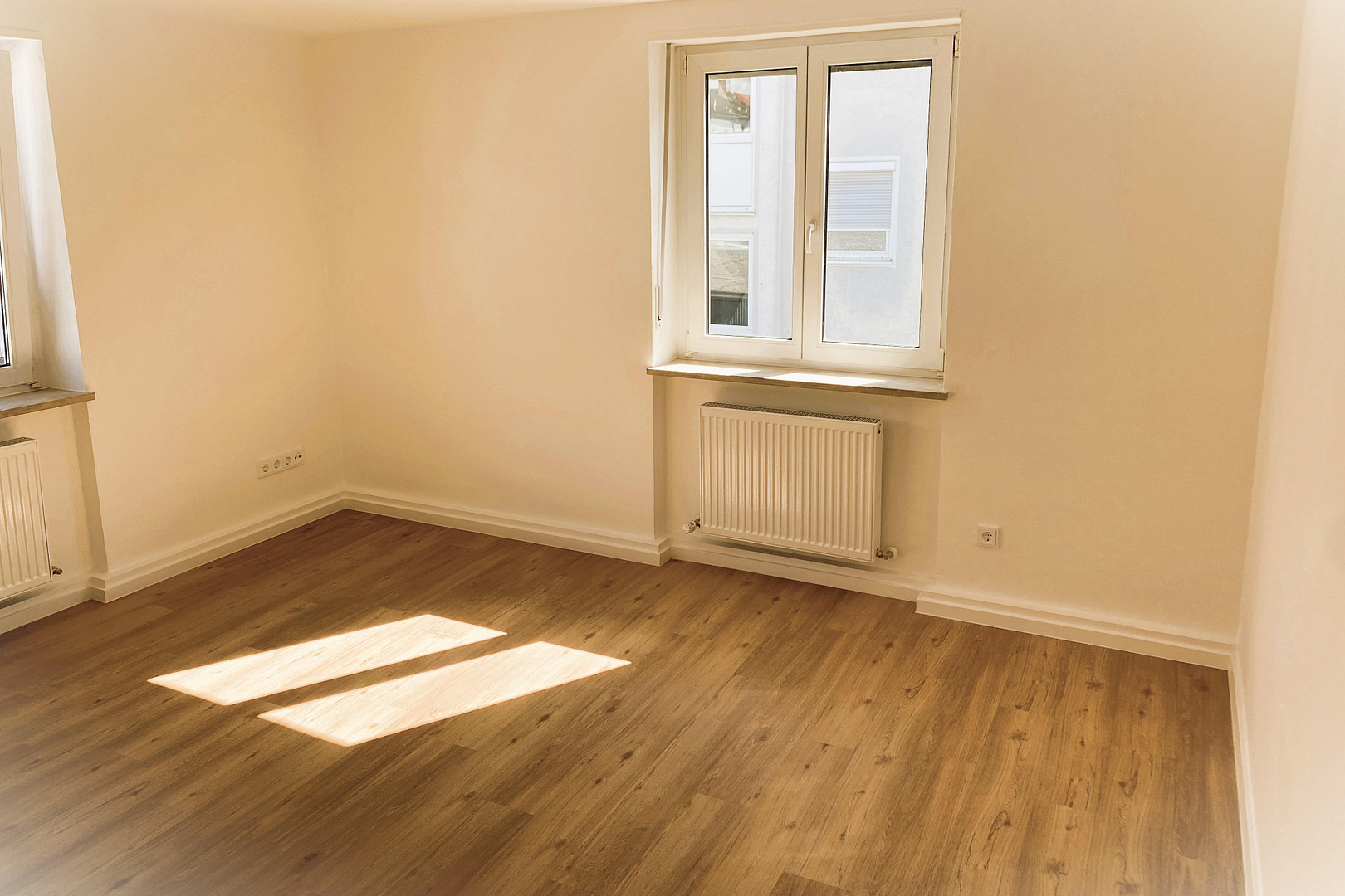 Modernisiertes Dreifamilienhaus mit stabilen Mieteinnahmen und Entwicklungspotenzial in Ingolstadt – Bittlmairstr. 2, 85051 Ingolstadt – Vorschaubild 4