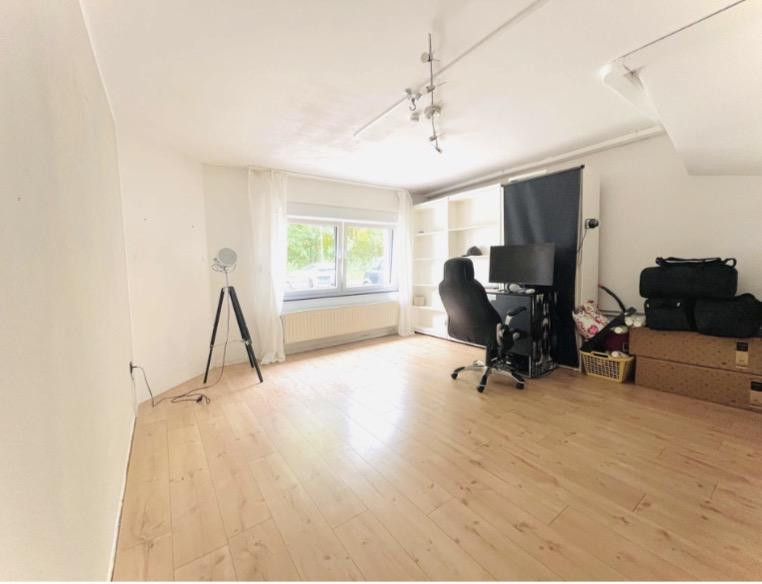 Modernisiertes EFH, EEK B, mit Terrasse, Dachterrasse & Garage – Wuppertal(Langerfeld) – Vorschaubild 2