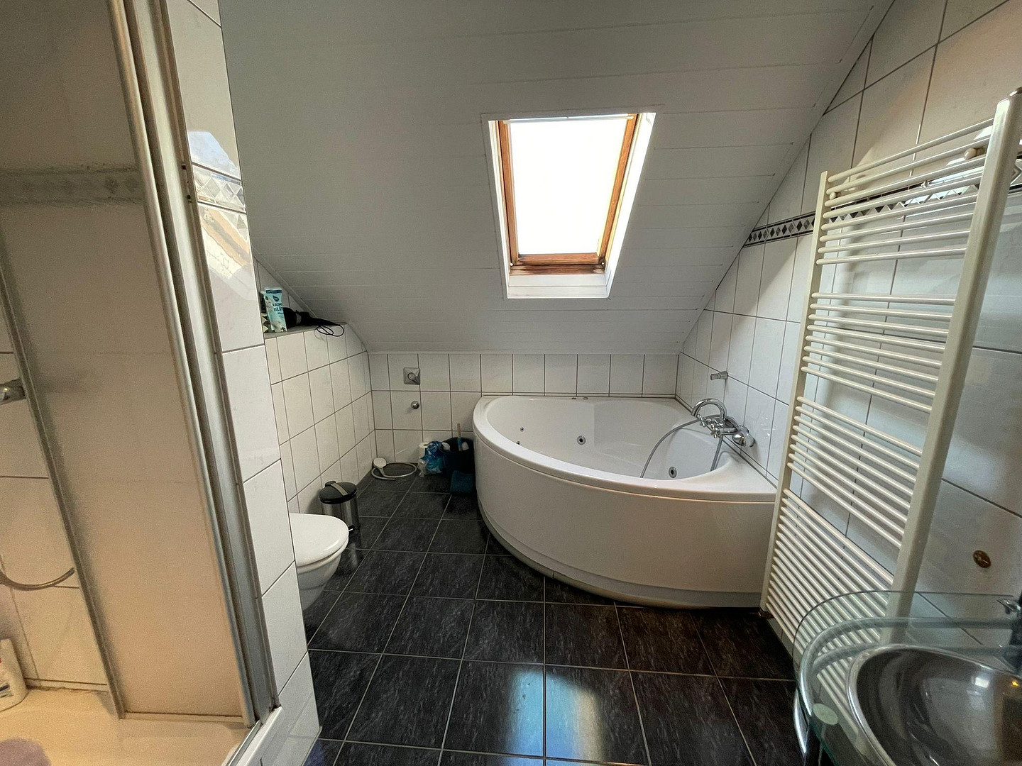 Großzügige 3-Zimmer-Wohnung in verkehrsgünstiger Lage von Bochum-Linden zu vermieten – Am Krüzweg 70, 44879 Bochum(Linden) – Vorschaubild 21