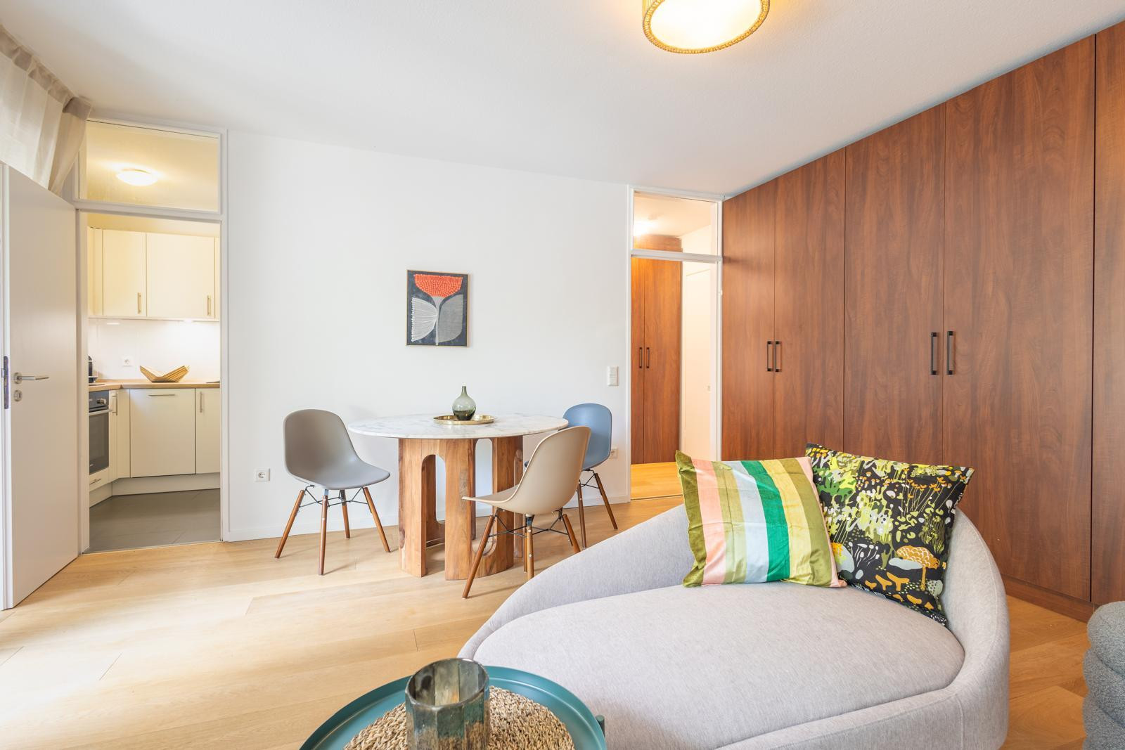 Neu möblierte, ruhige Terrassenwohnung inkl. Schwimmbad im Haus – Johann-Fichte-Str.11, 80805 München(Schwabing) – Vorschaubild 12