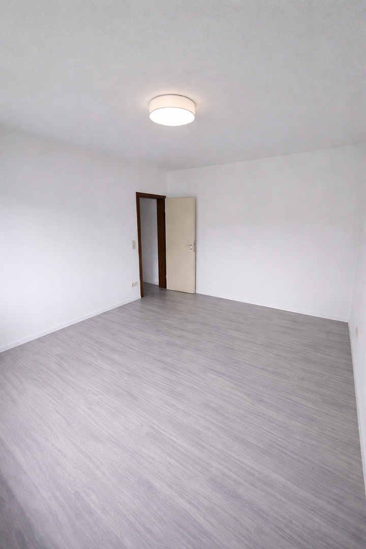 Jobcenter – جوب سنتر – Джобцентер – deine neue Wohnung ist fertig! – Im Heidewinkel 3, 44267 Dortmund(Holzen) – Vorschaubild 5