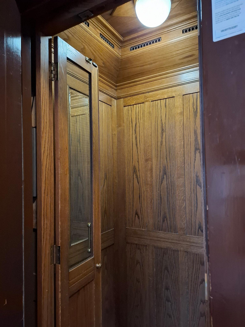 Stilvolle 6-Zi.-Altbauwohnung mit Aufzug+Weitblick in Berlin-Wilmersdorf,bezugsfrei von privat – Berlin(Wilmersdorf) – Vorschaubild 5