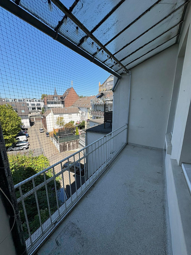 Frisch renovierte 2,5-Zimmer-Altbauwohnung mit Balkon in zentraler Lage von Solingen-Ohligs – Bahnstraße 6, 42697 Solingen – Vorschaubild 12