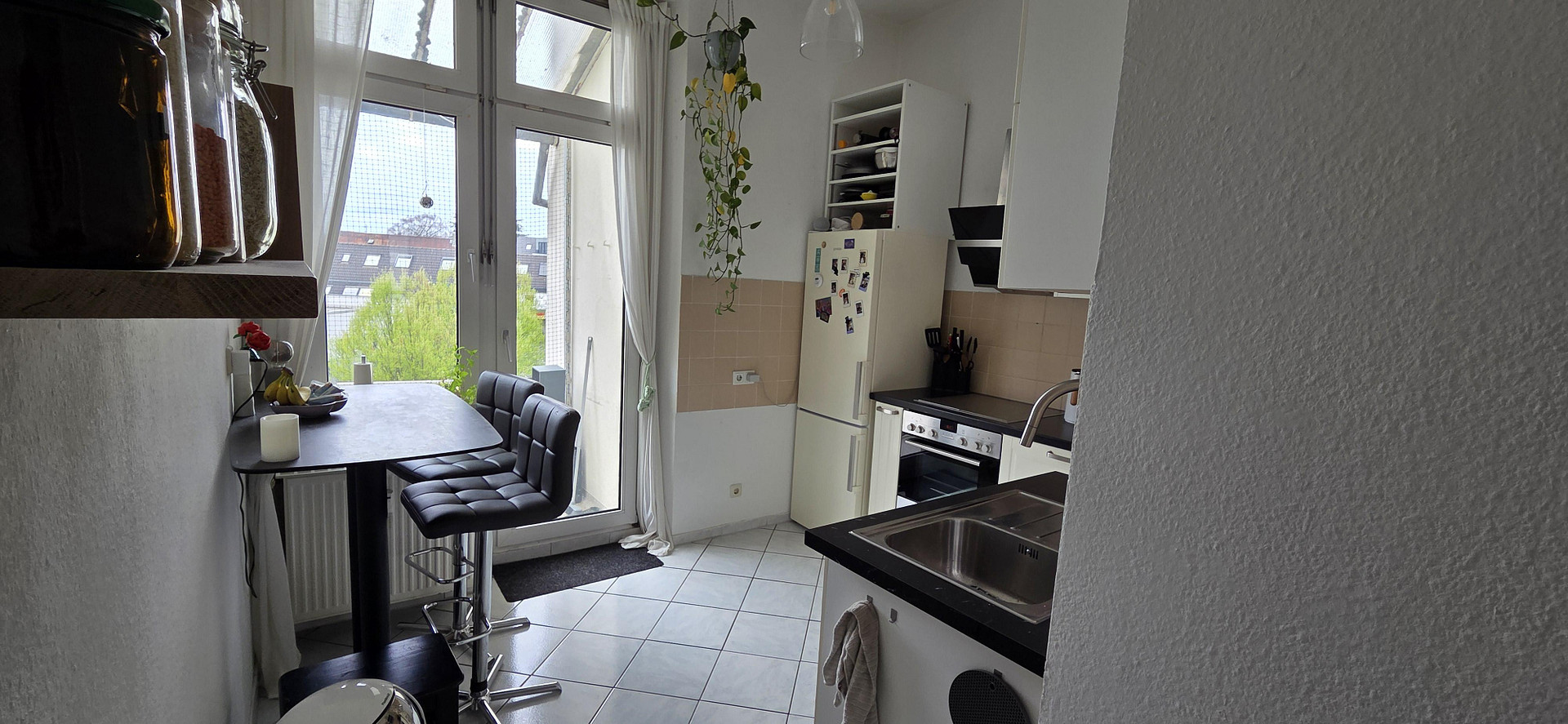 Urban wohnen in Toplage: 2,5 -Zimmer-Altbau mit Balkon nahe Bahnhof Solingen – Bahnstraße 6, 42697 Solingen – Vorschaubild 7