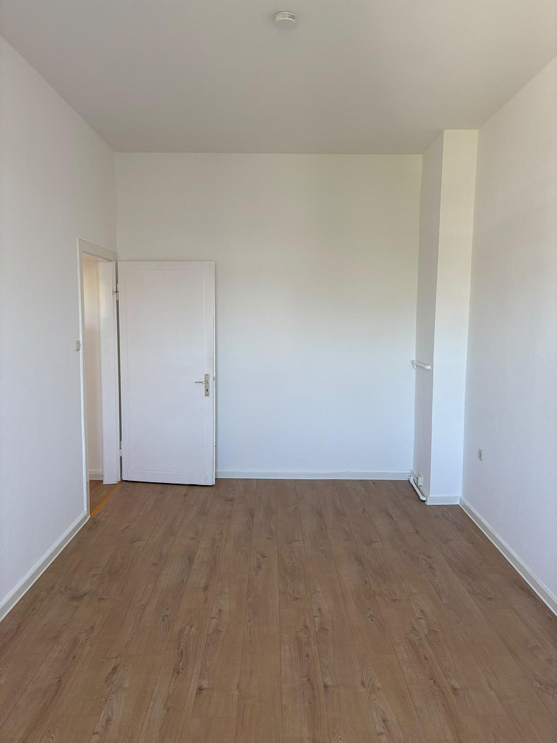 Frisch renovierte 2,5-Zimmer-Altbauwohnung mit Balkon in zentraler Lage von Solingen-Ohligs – Bahnstraße 6, 42697 Solingen – Vorschaubild 6