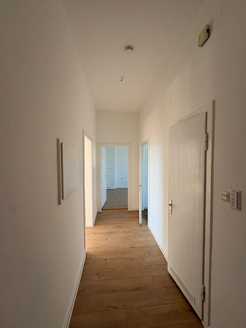 Frisch renovierte 2,5-Zimmer-Altbauwohnung mit Balkon in zentraler Lage von Solingen-Ohligs – Bahnstraße 6, 42697 Solingen – Vorschaubild 18