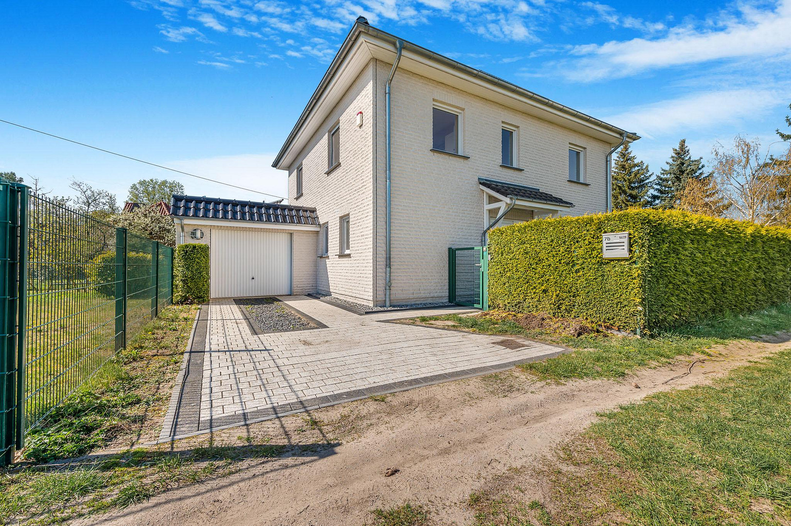 provisionsfrei - Ihr neues Zuhause: Stil, Ruhe und Lebensqualität in Berlin-Mahlsdorf – Berlin(Mahlsdorf) – Vorschaubild 2