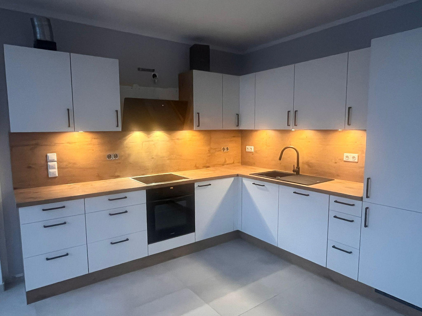 Seeblick • Eckwohnung mit viel Licht • Balkon zum Wasser • hochwertig saniert – Tschudistraße 8c, 14476 Potsdam - Neu-Fahrland – Vorschaubild 13