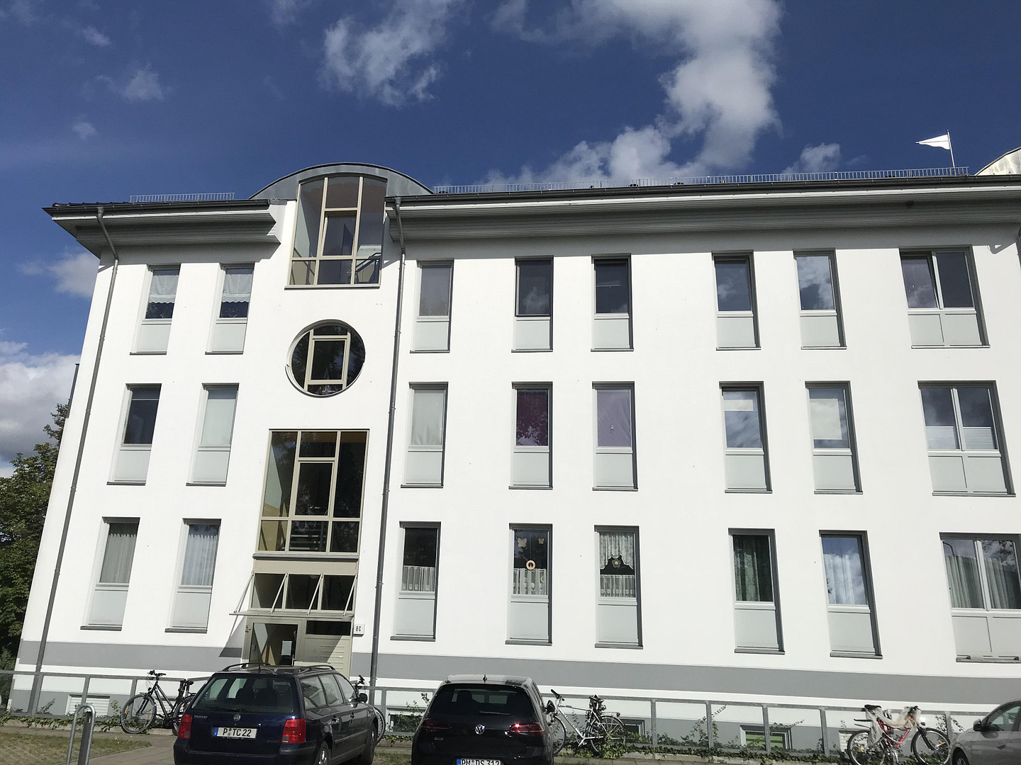 Seeblick • Eckwohnung mit viel Licht • Balkon zum Wasser • hochwertig saniert – Tschudistraße 8c, 14476 Potsdam - Neu-Fahrland – Vorschaubild 6