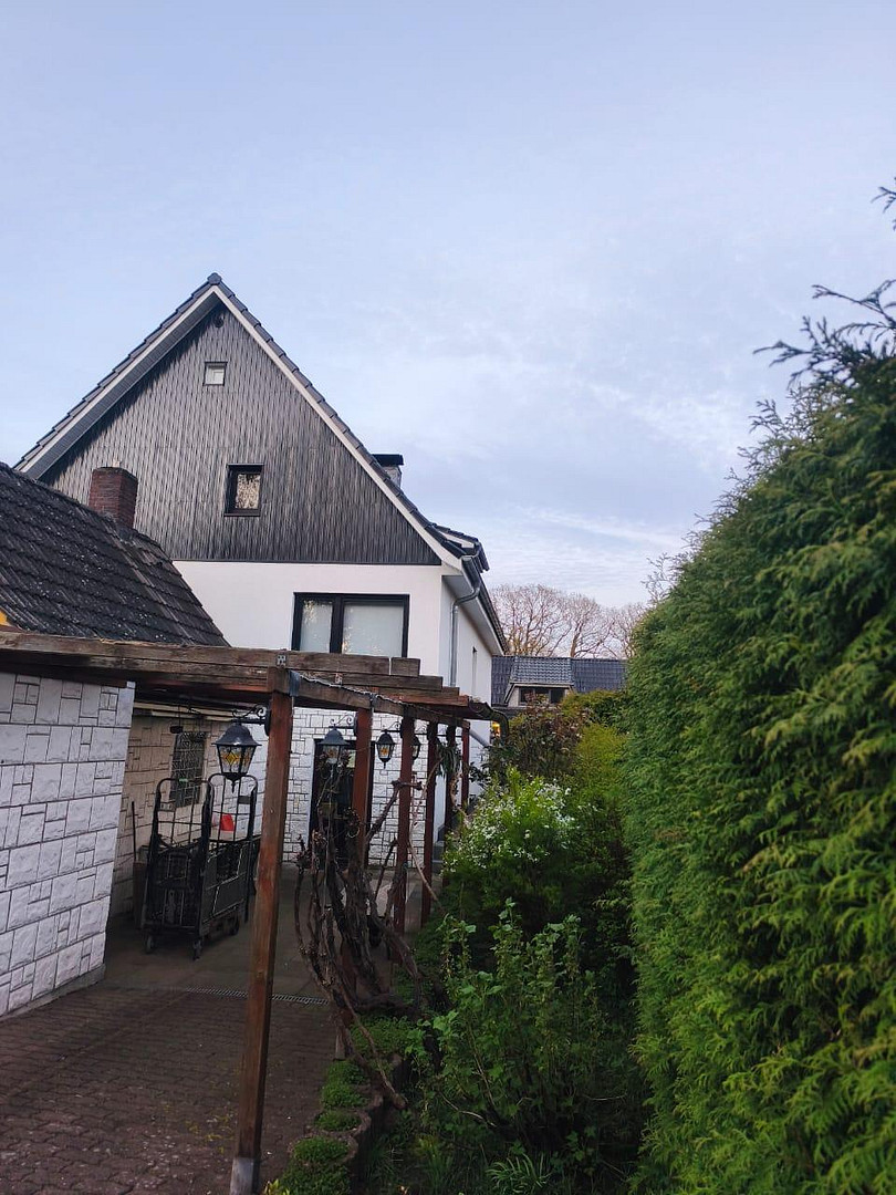 Provisionsfrei!!! Großes Einfamilienhaus in grüner Lage – Hamburg(Langenhorn) – Vorschaubild 20