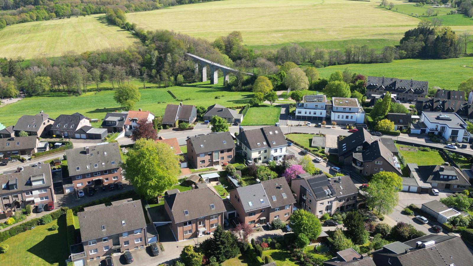 Beste Wohnlage in Aachen-Brand - Ihr neues Zuhause mit Garten und vielseitiger Nutzung – 52078 Aachen-Brand(Brand) – Vorschaubild 3