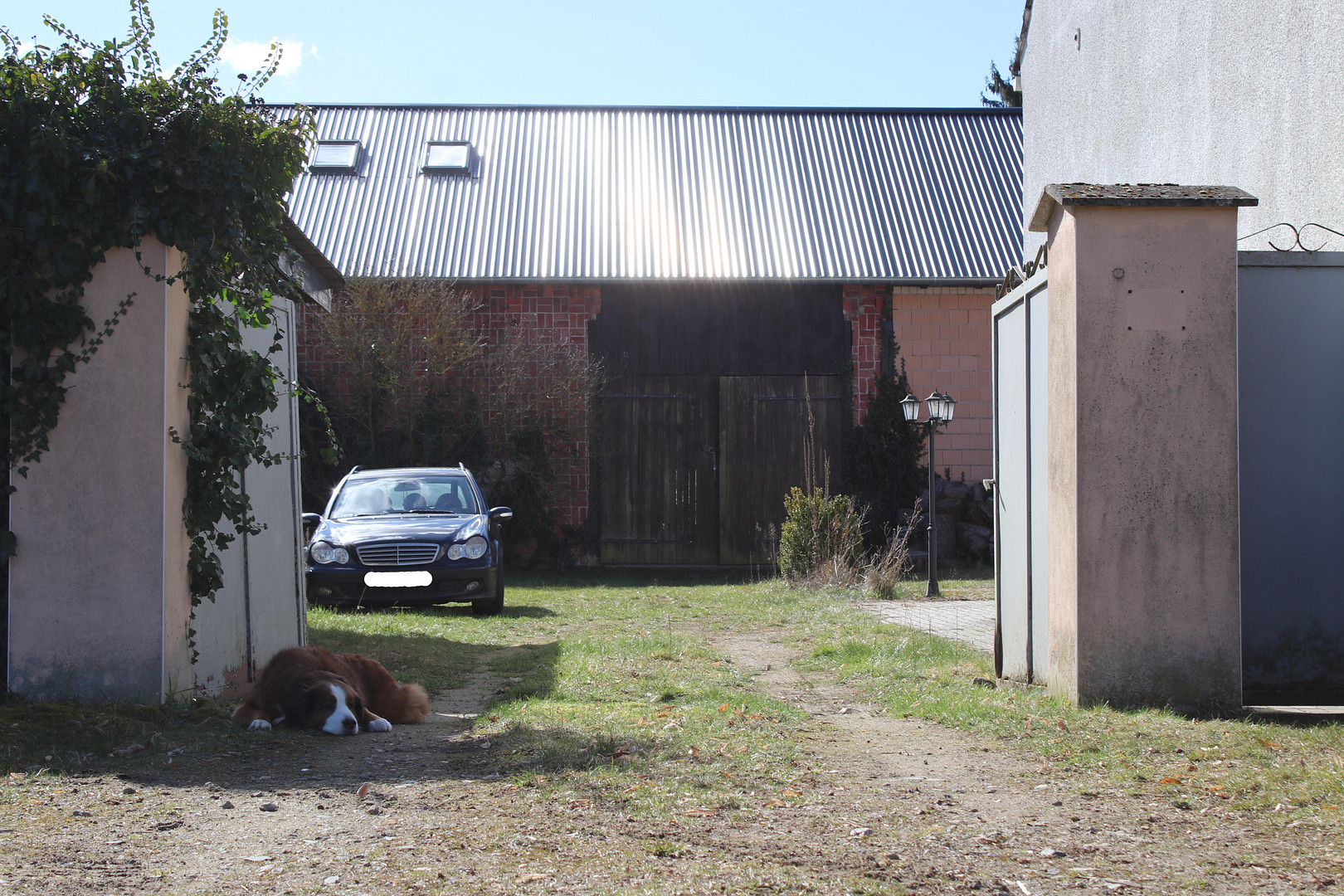 Geschützter Vierseithof mit mehreren Nebengebäuden und weitläufigem Garten – Klosterwalder Dorfstraße 40, 17268 Templin(Klosterwalde) – Vorschaubild 3