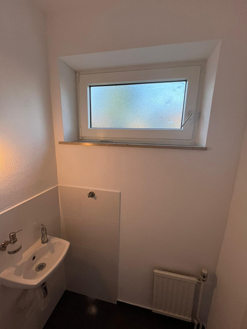 Ein Zuhause für die ganze Familie - Reihenmittelhaus Am Rehmenfeld renoviert – Am Rehmenfeld, 27404 Zeven – Vorschaubild 11