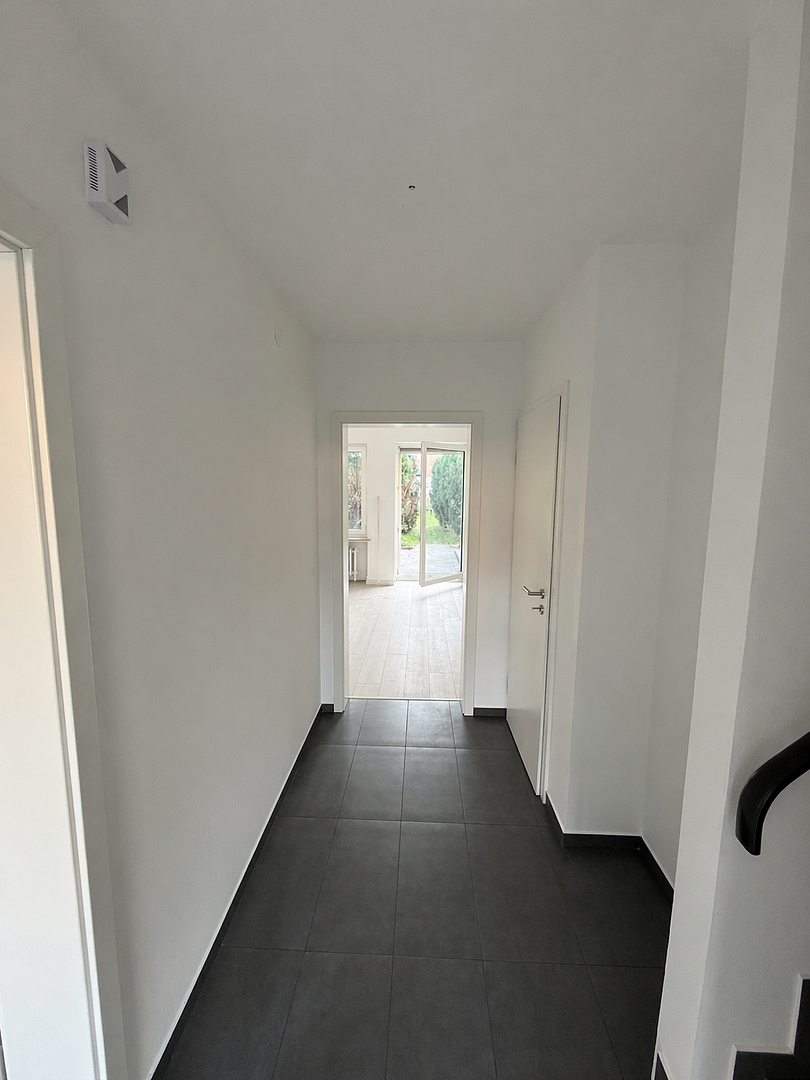 Ein Zuhause für die ganze Familie - Reihenmittelhaus Am Rehmenfeld renoviert – Am Rehmenfeld, 27404 Zeven – Vorschaubild 3