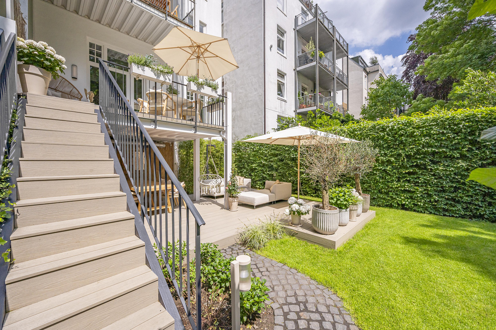 Rarität: Luxussanierter Altbau mit Traumgarten, 3 Terrassen & absoluter Ruhe – Hamburg(Eppendorf) – Vorschaubild 8