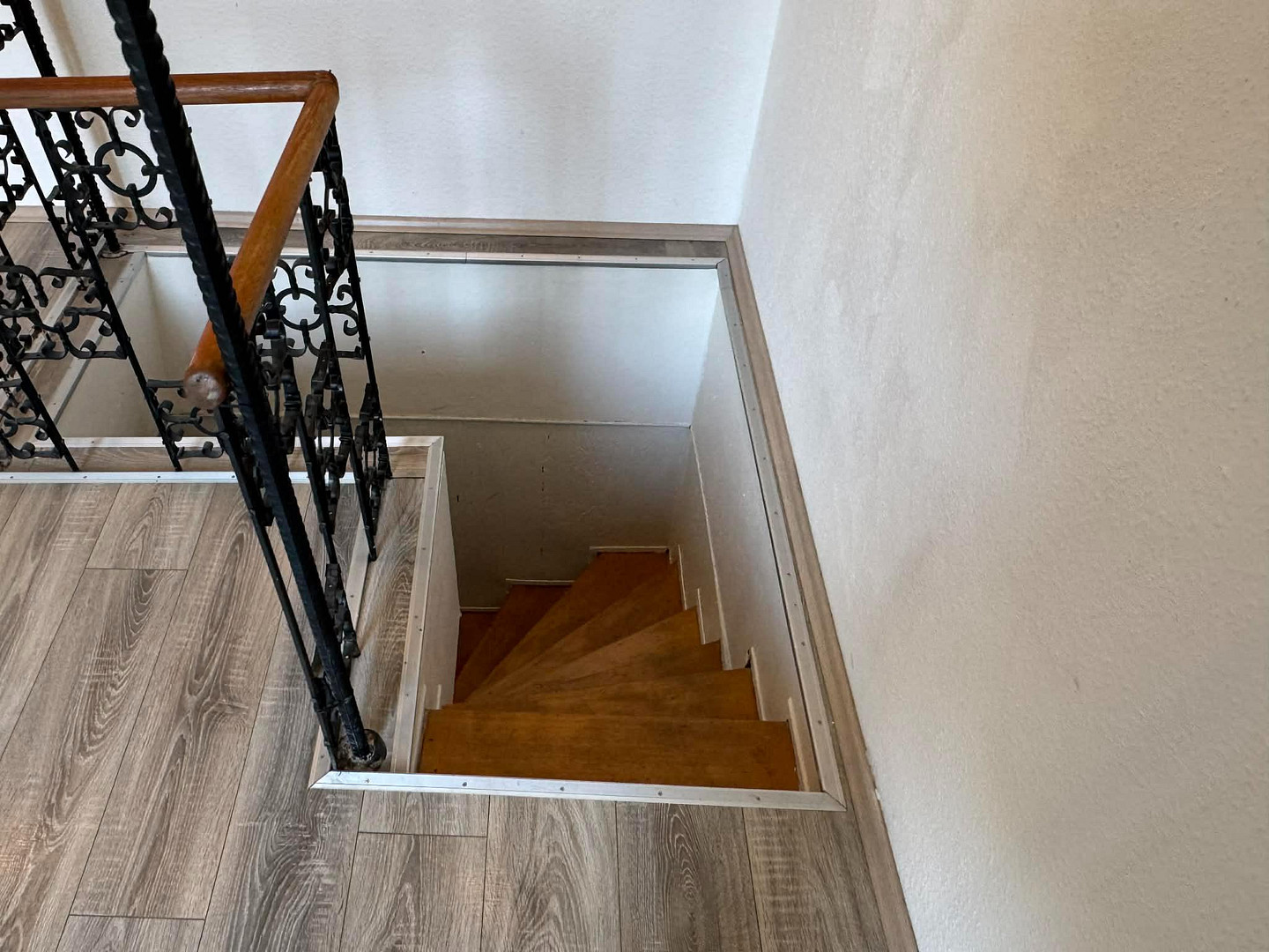 3,5 Zimmer EG Wohnung mit großer Terrasse + Garage + Souterrain – 44879 Bochum(Dahlhausen) – Vorschaubild 3