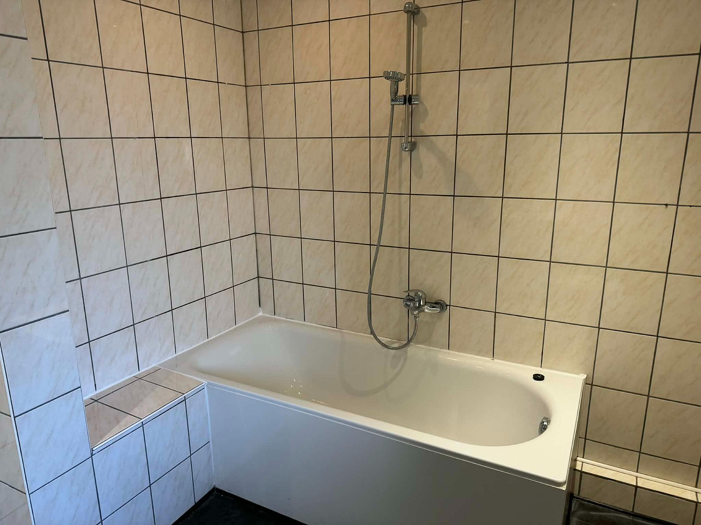 3,5 Zimmer EG Wohnung mit großer Terrasse + Garage + Souterrain – 44879 Bochum(Dahlhausen) – Vorschaubild 11