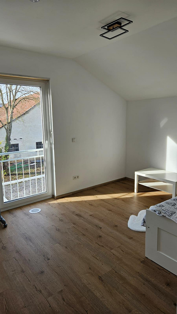 Von privat: neuwertige DHH mit Garage – Denkendorf(Dörndorf) – Vorschaubild 10